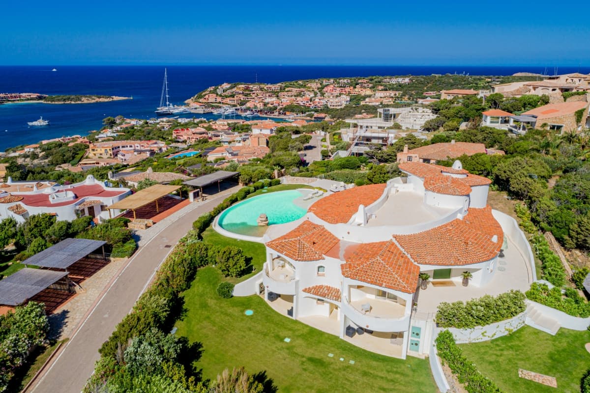 Villa Esther — luxury villa photo 1