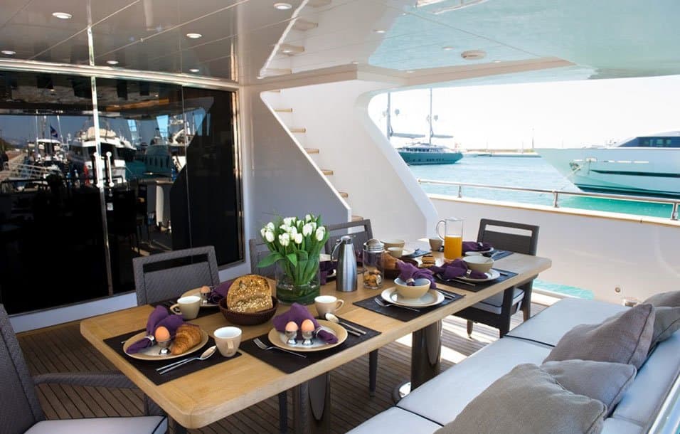Ios — luxury villa photo 1