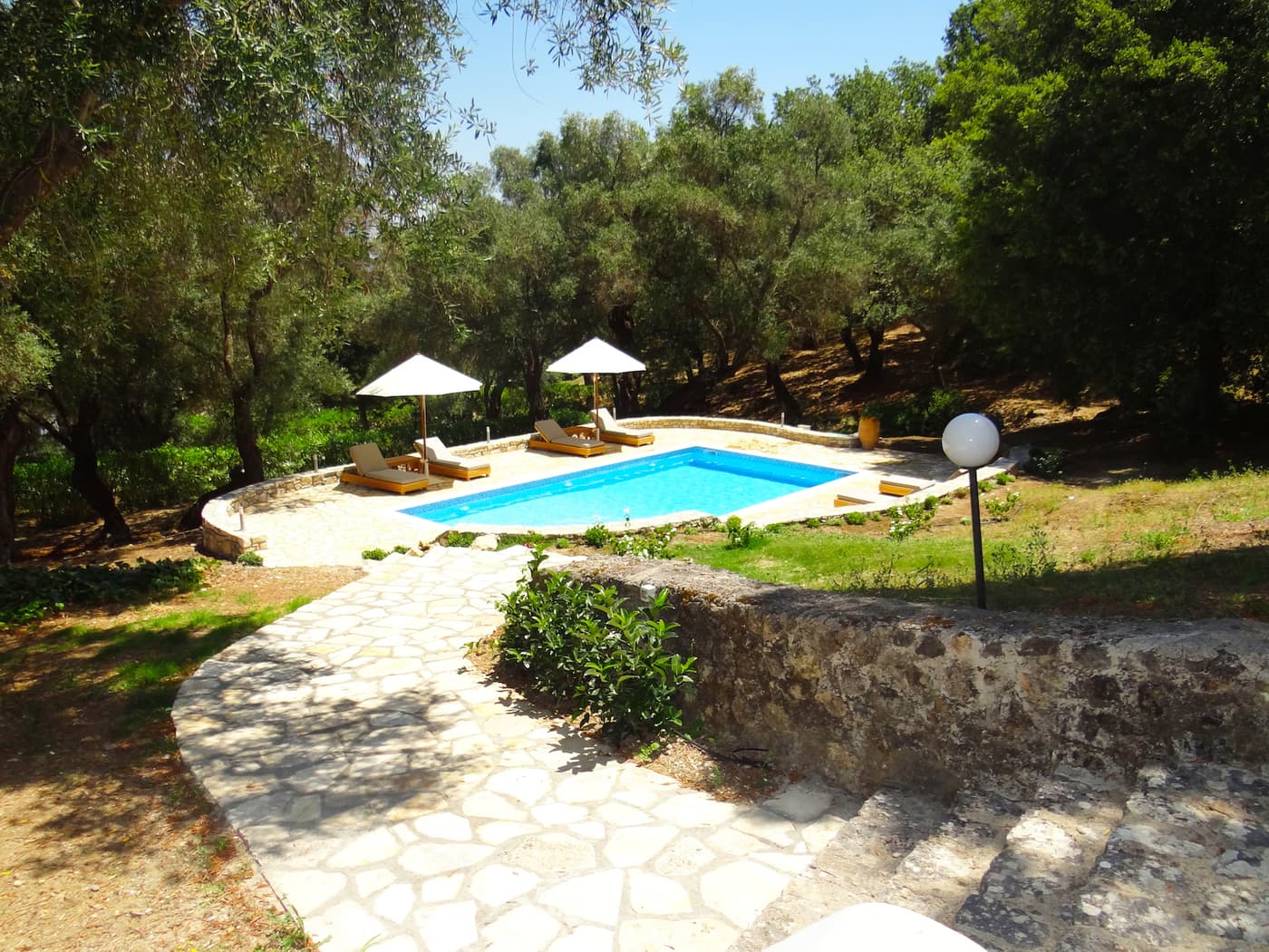 Cliff Villa — luxury villa photo 19