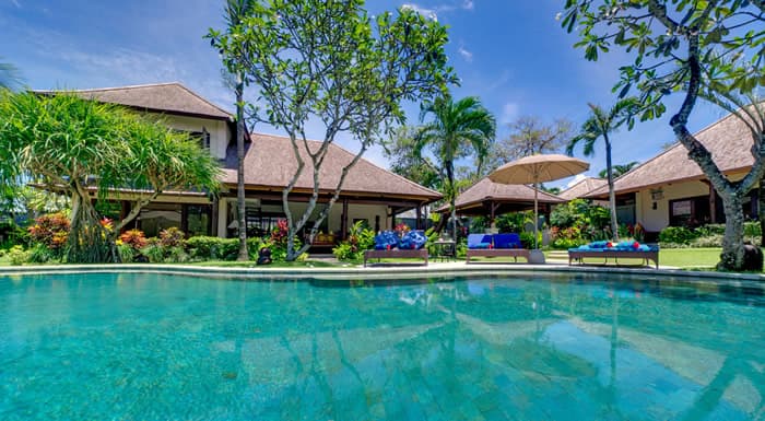 Villa Kakatua — luxury villa photo 2