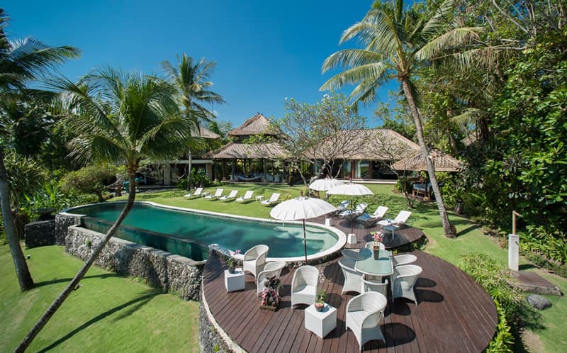Sungai Tinggi Beach Villa — luxury villa photo 1