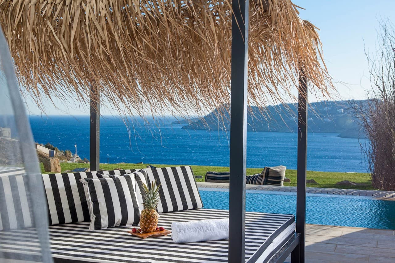 Myconian Super Paradise Villa — luxury villa photo 14