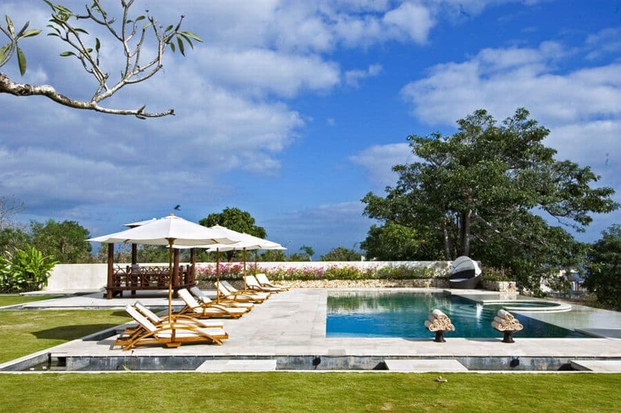 Villa Bulan Putih — luxury villa photo 1