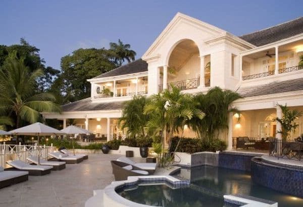 Cove Spring House — luxury villa photo 3
