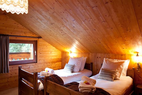 Marmotte Mountain Retreat — luxury villa photo 17