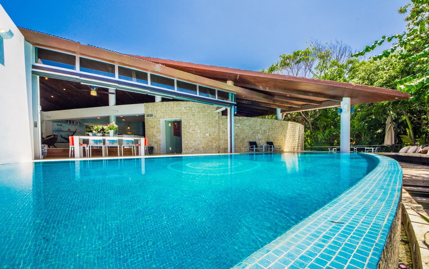 Kite House — luxury villa photo 2
