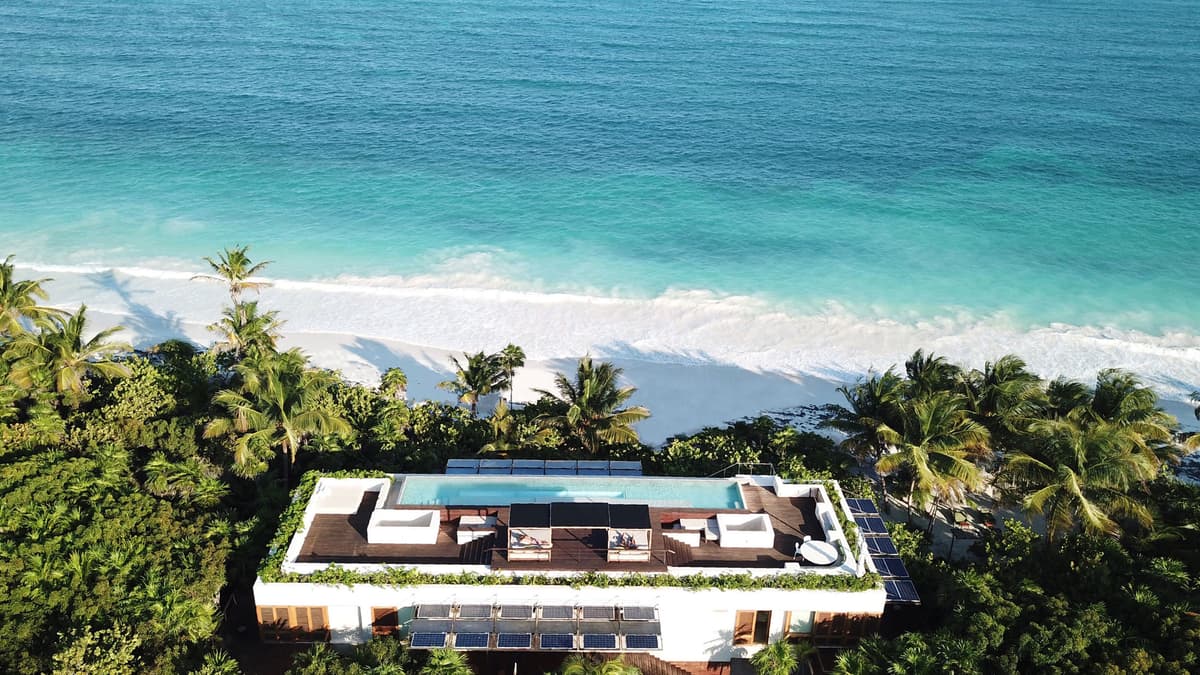 Villa Na'iik — luxury villa photo 1