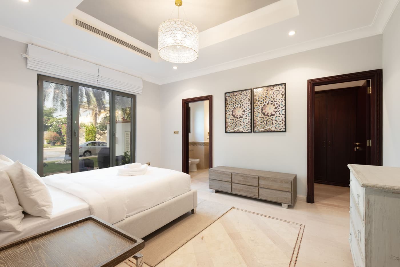 Dubai Luxury Villa — luxury villa photo 1