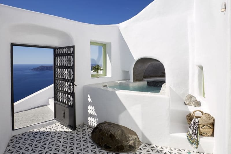 GITSA CLIFF LUXURY VILLA — luxury villa photo 3
