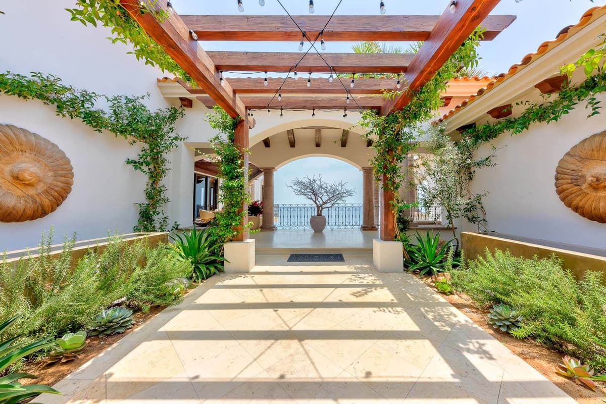 Hacienda 502 — luxury villa photo 1
