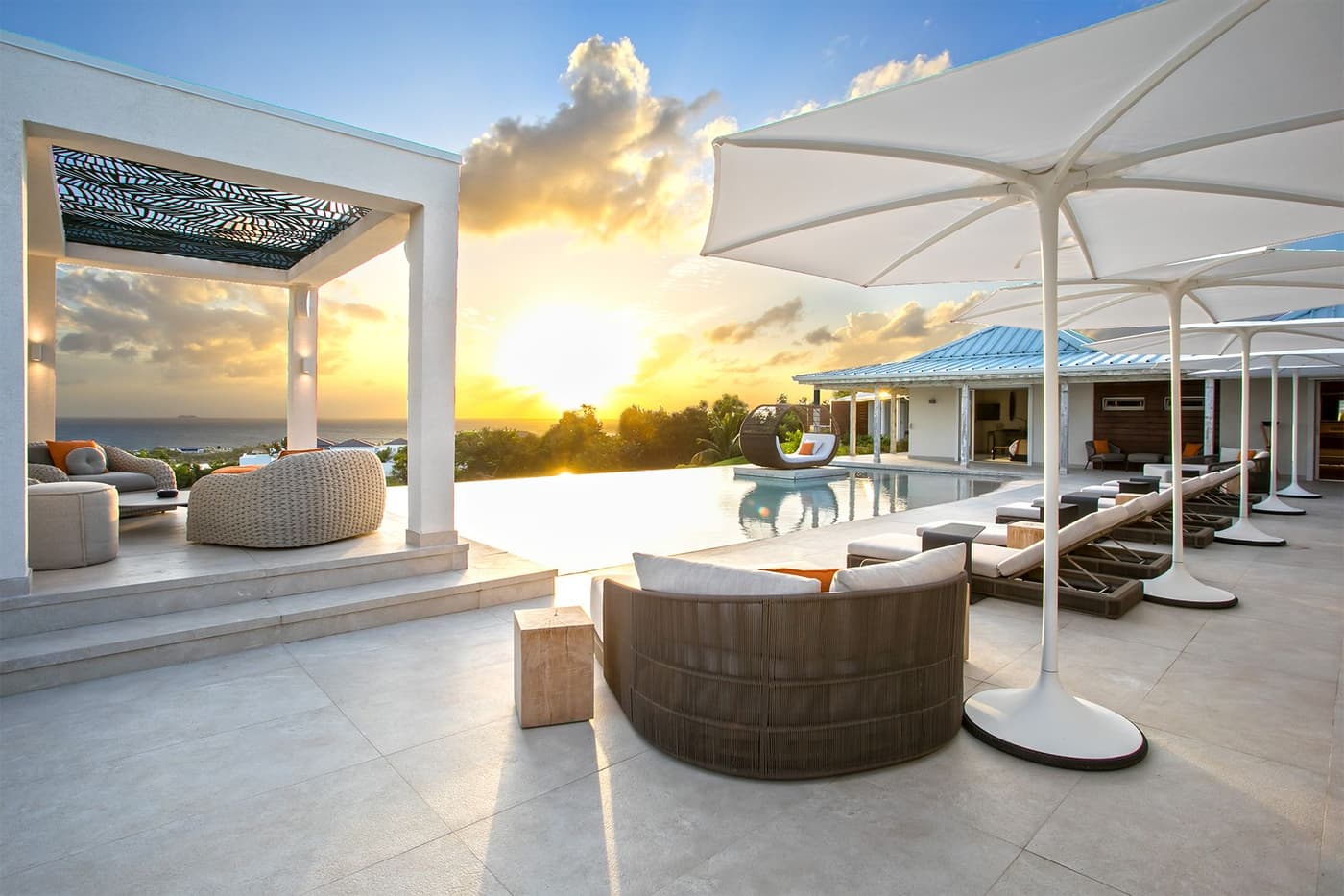 Villa Avanti — luxury villa photo 2