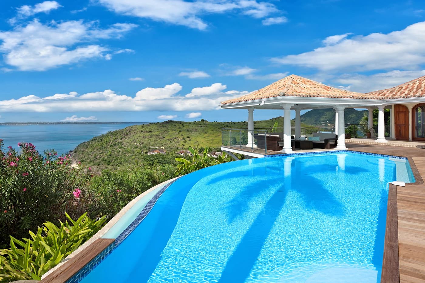 Villa Happy Bay — luxury villa photo 1