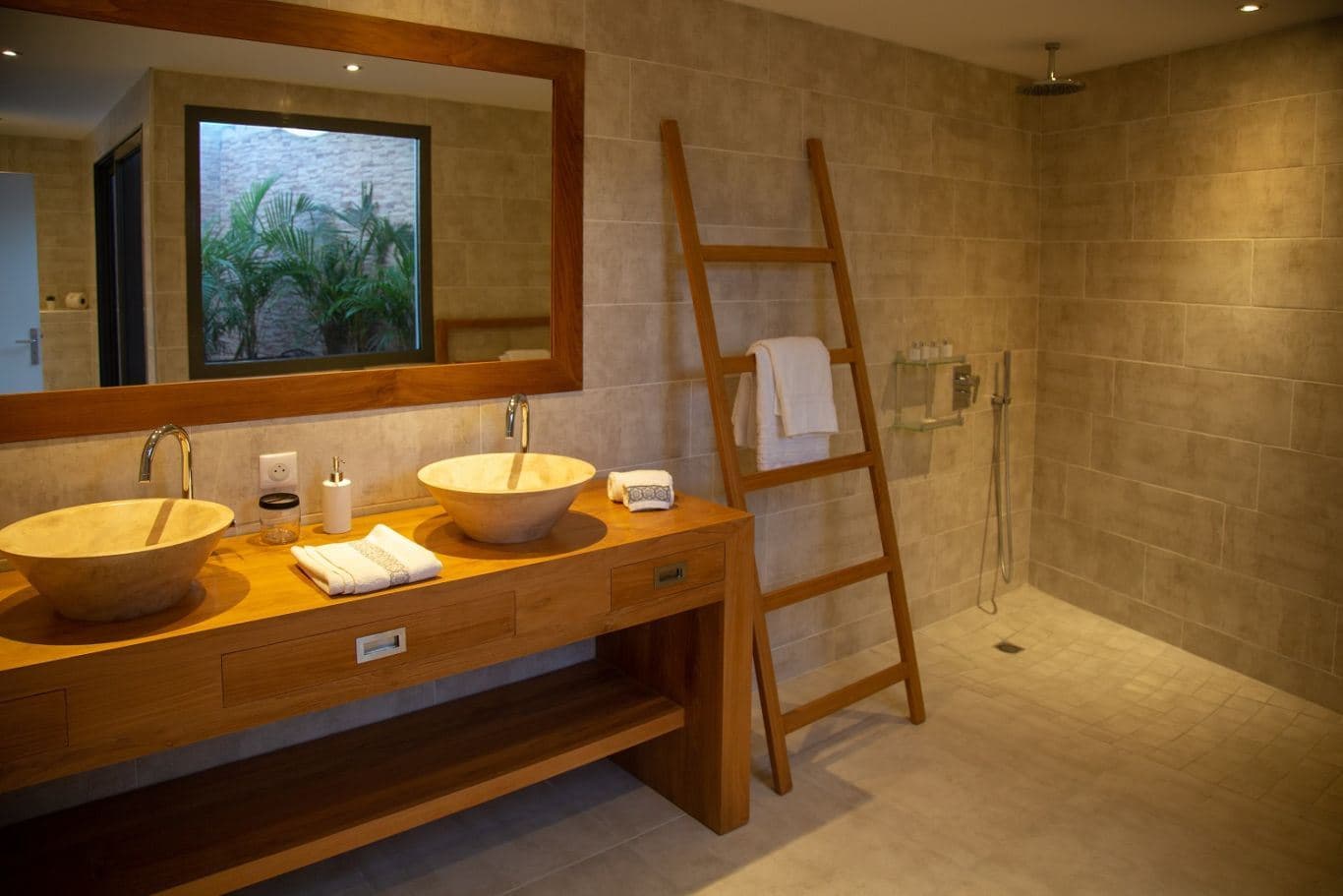 Villa Black Opal — luxury villa photo 2