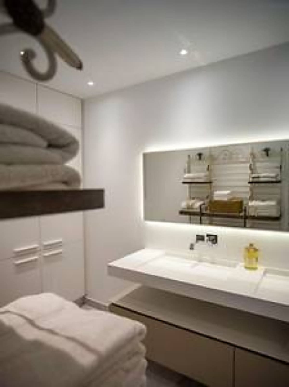 Suite Harbour — luxury villa photo 2