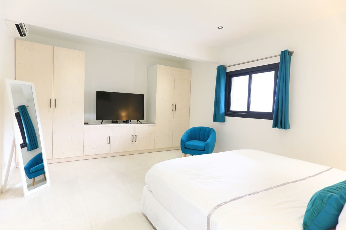 Villa North Waves — luxury villa photo 2