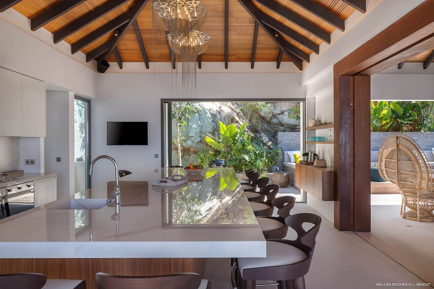 Villa Les Roches — luxury villa photo 26
