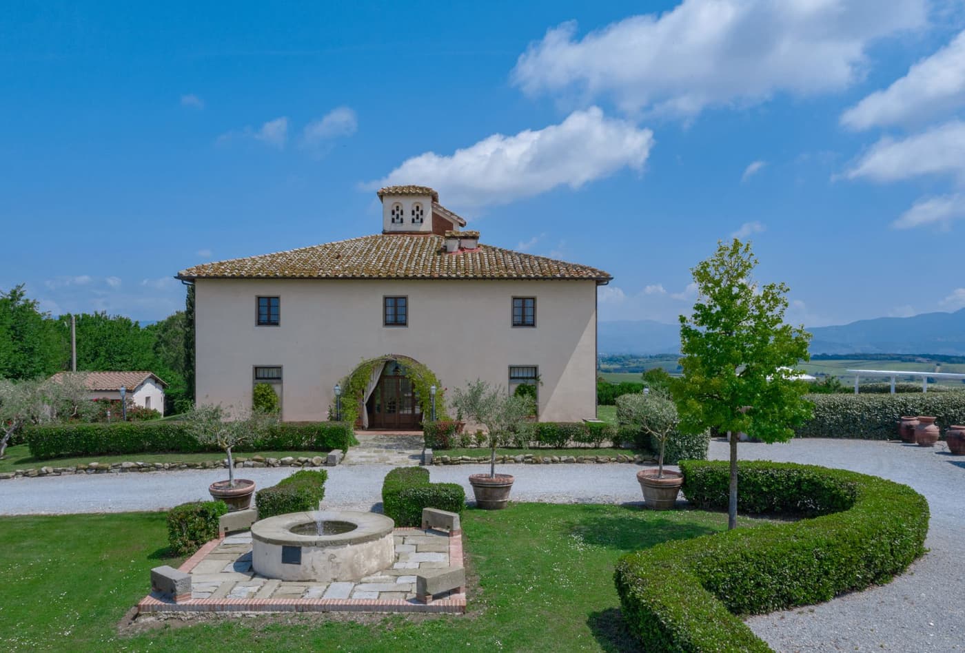 Villa De’ Michelangioli — luxury villa photo 1