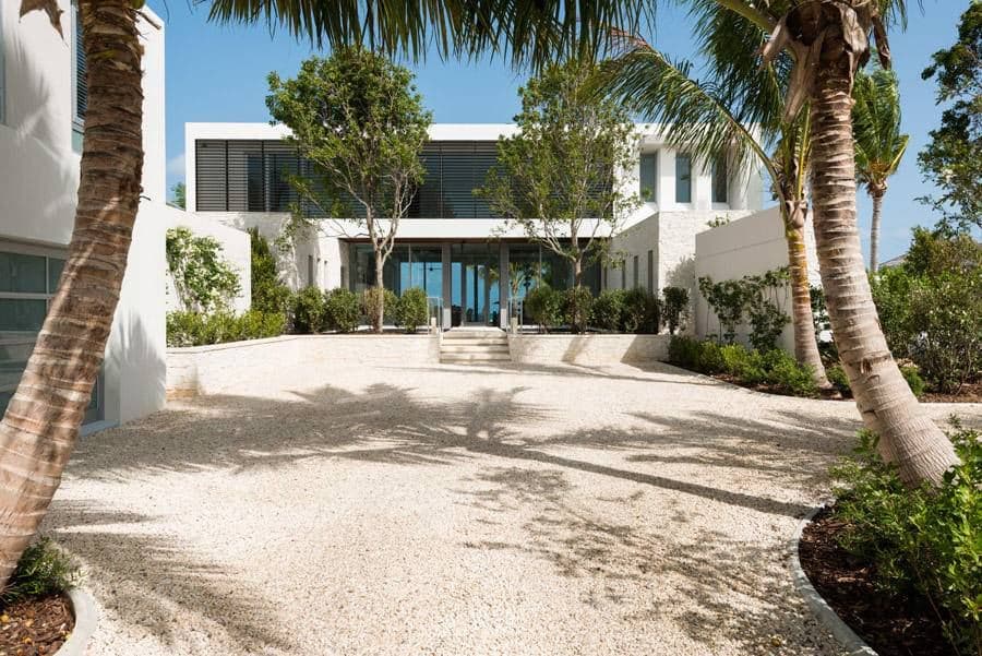 Villa Awa — luxury villa photo 2