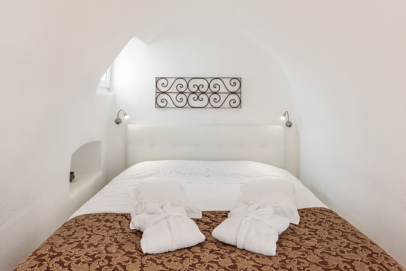 Sunset Honeymoon Suite — luxury villa photo 1