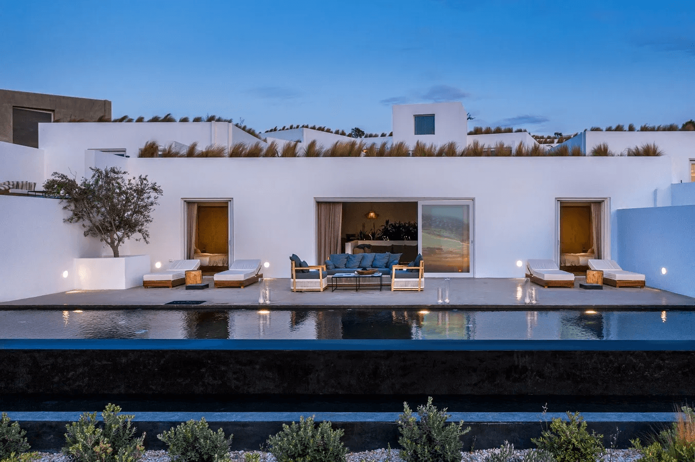 Andronis Four Bedroom Villa — luxury villa photo 3
