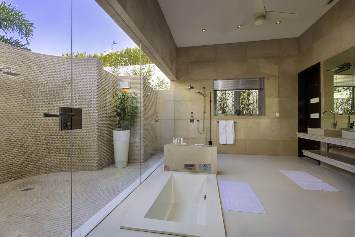 The Beach House — luxury villa photo 1