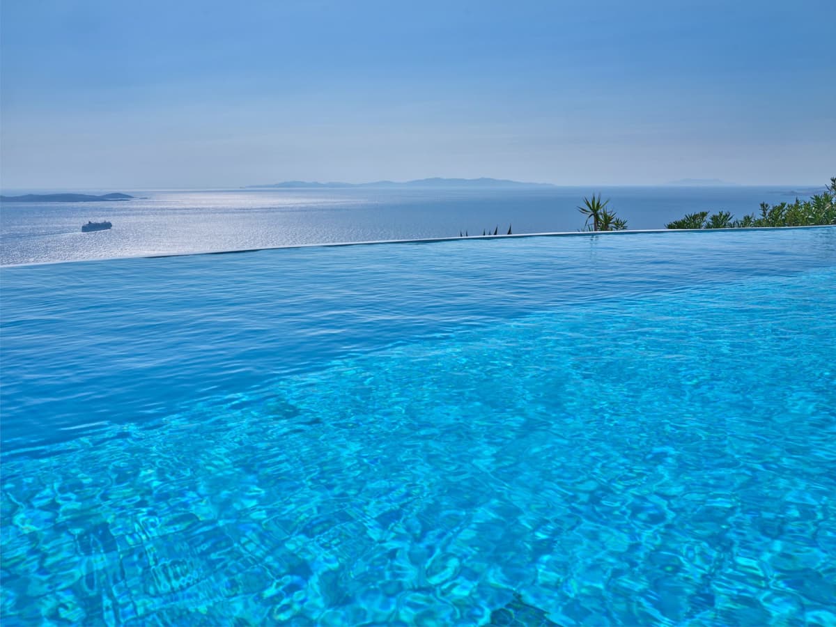 Villa DeLucien — luxury villa photo 1