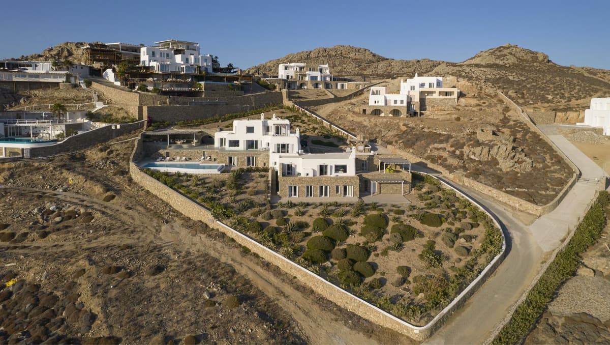 Villa DeLucien — luxury villa photo 1