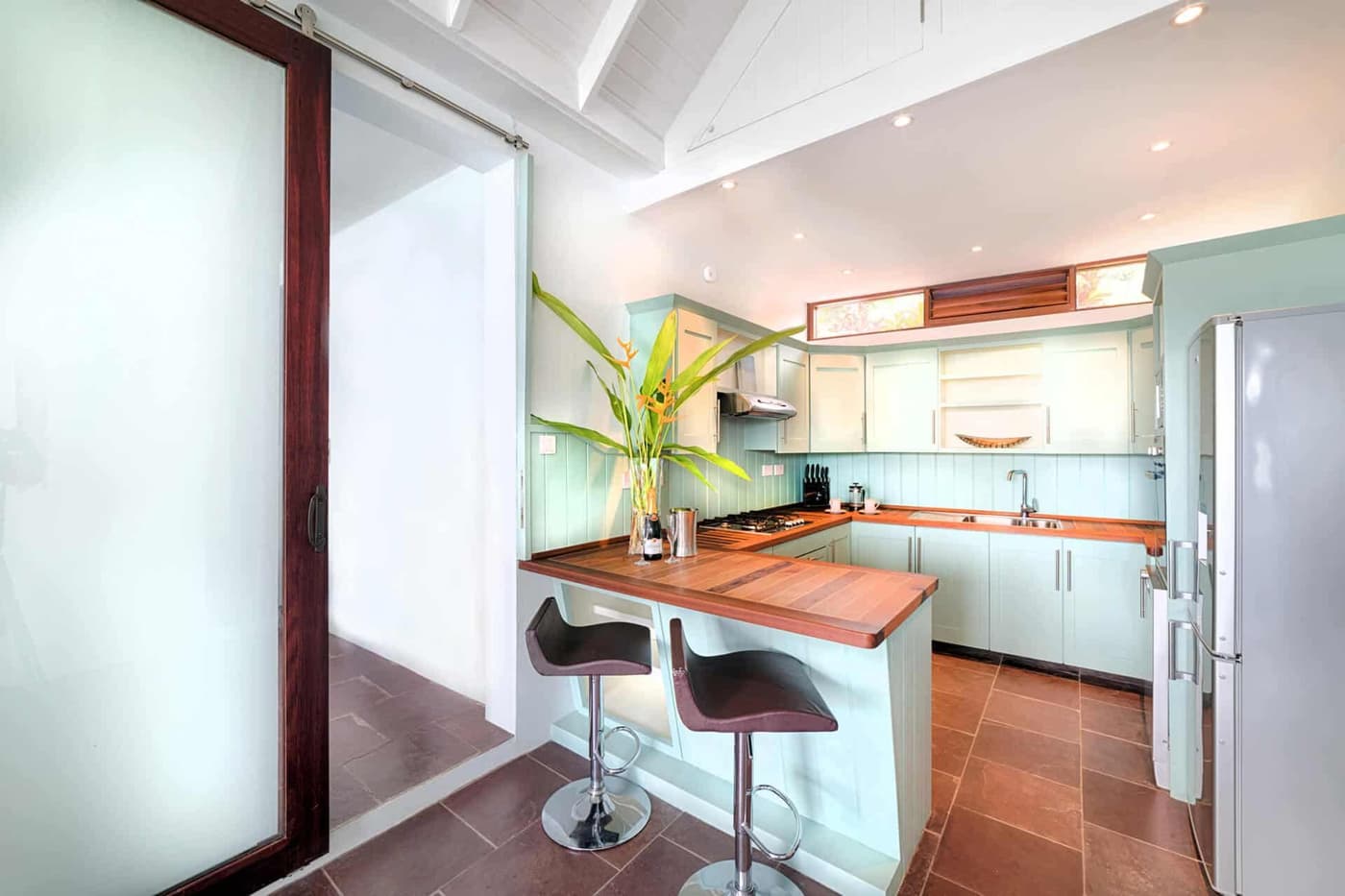 Ocean Front Cliffside - 2 bedrooms Villa — luxury villa photo 2