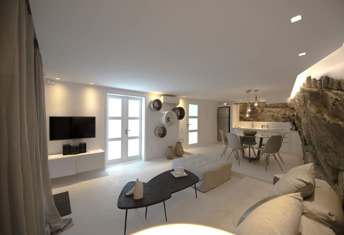 Suite Amethyst — luxury villa photo 1