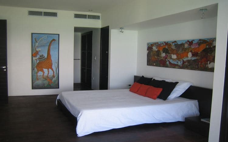 Shutters On The Beach — luxury villa photo 3