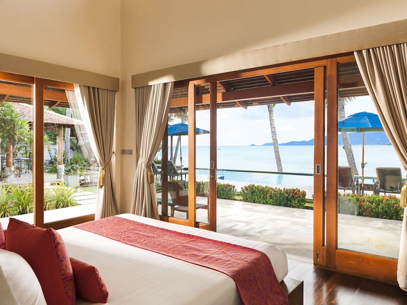 Tawantok Beach Villa 2 — luxury villa photo 1