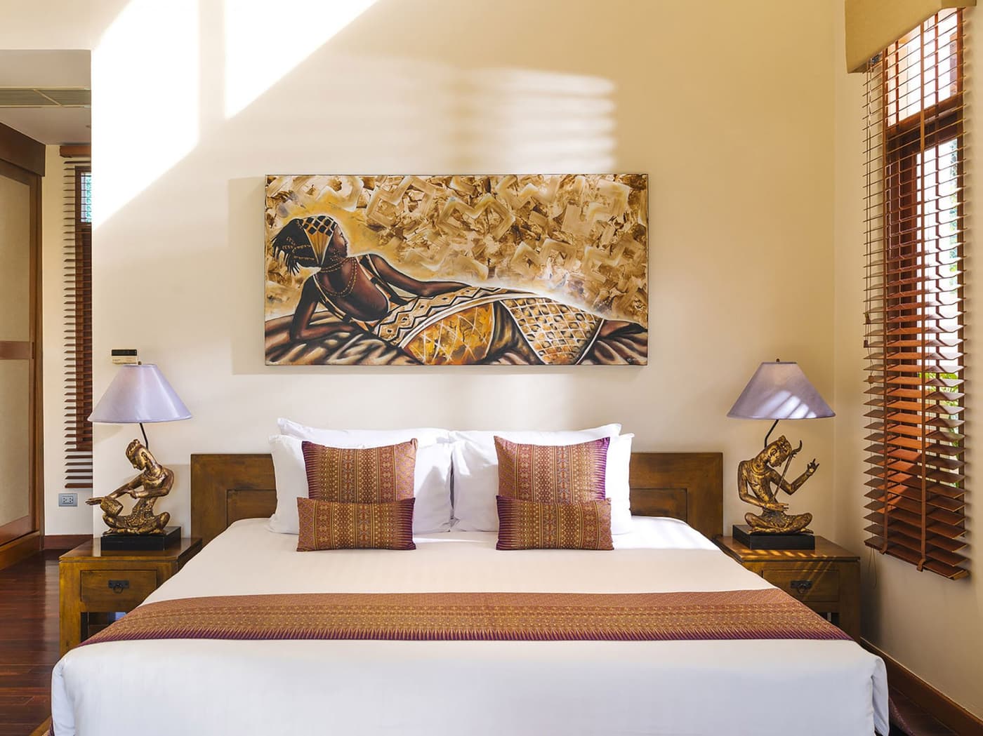 Tawantok Beach Villa 2 — luxury villa photo 10