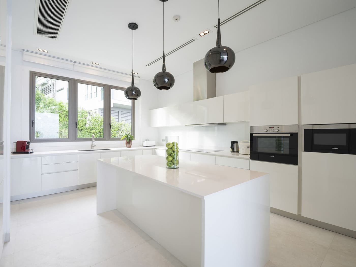 Malaiwana - Penthouse — luxury villa photo 1