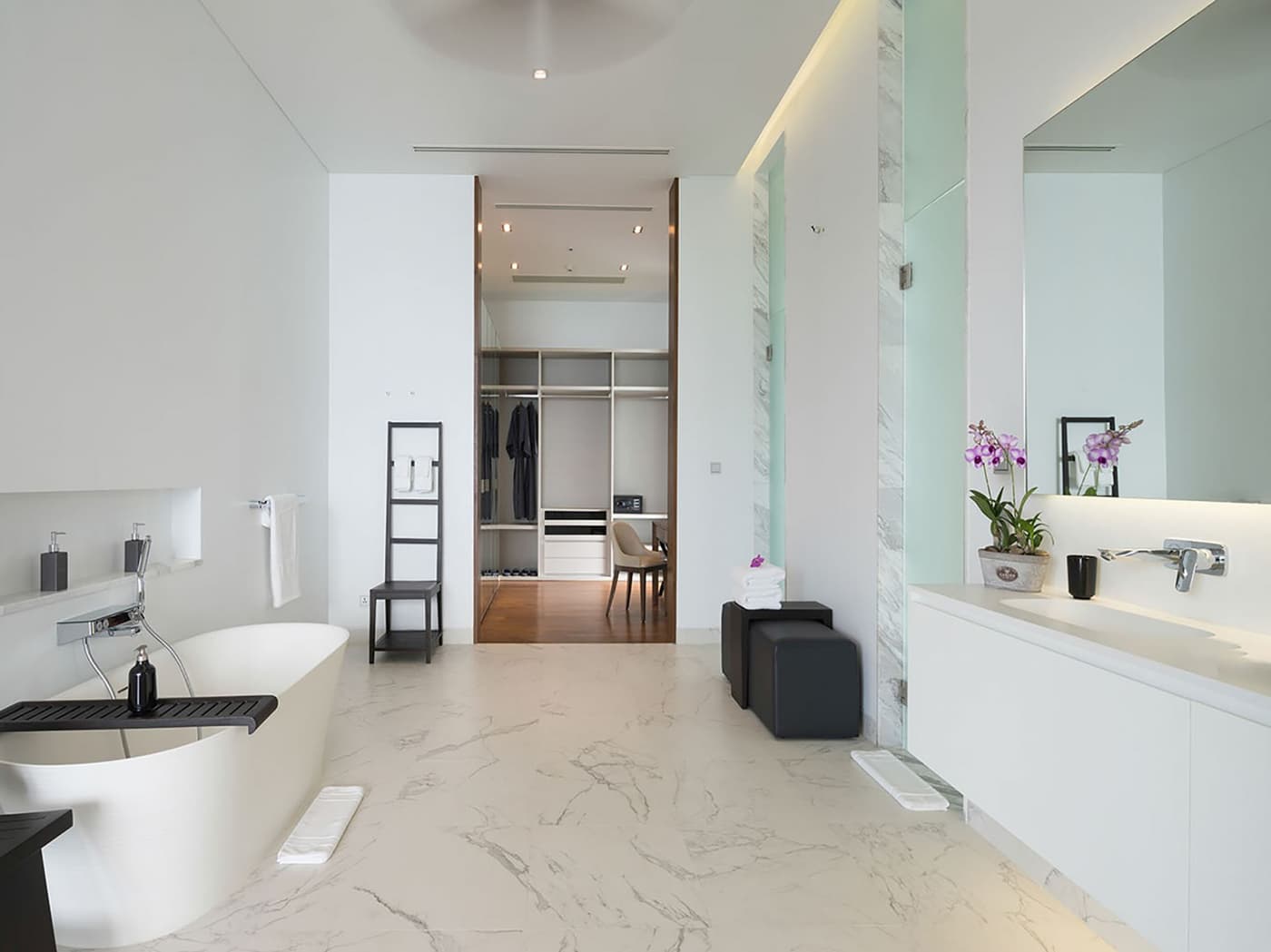 Malaiwana - Penthouse — luxury villa photo 2