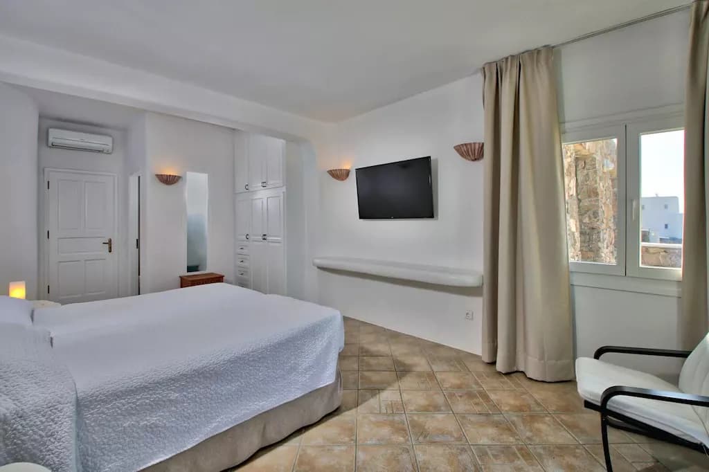 Super Paradise One — luxury villa photo 29