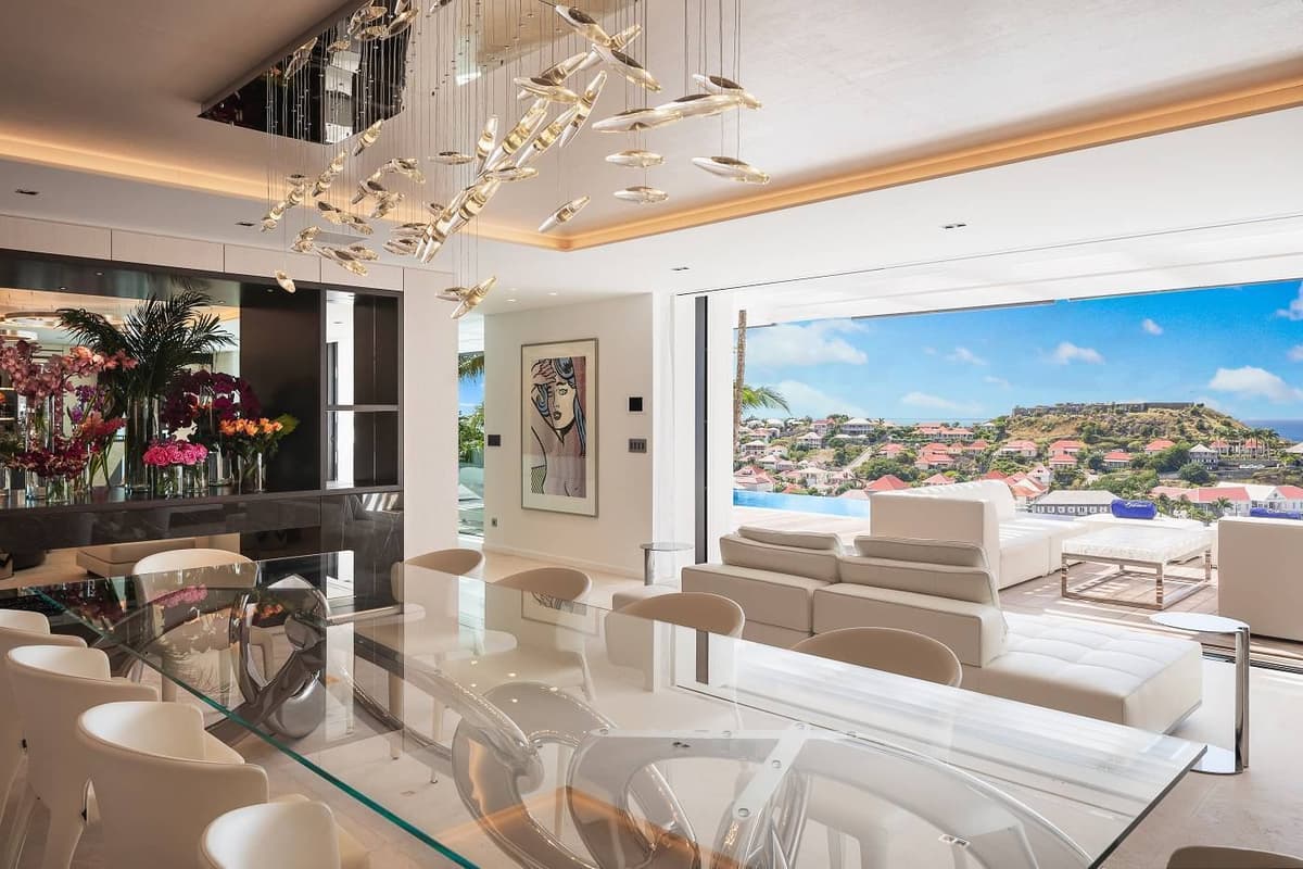 Villa Embrace — luxury villa photo 2