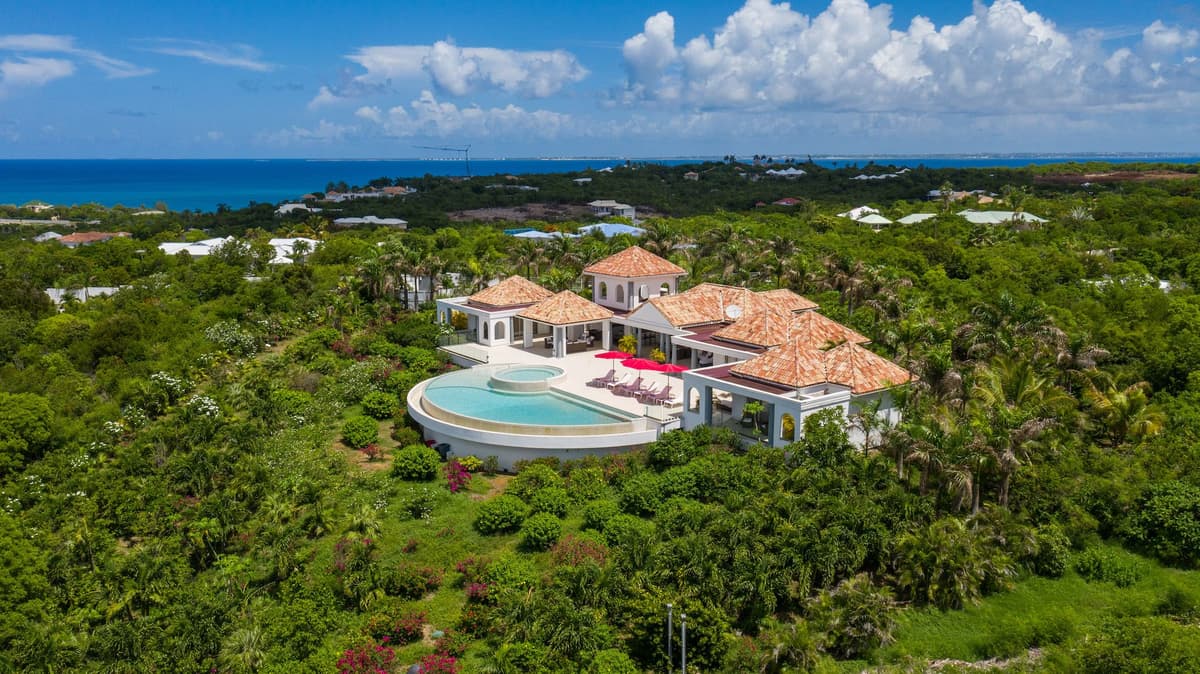 Villa Just in Paradise — luxury villa photo 1