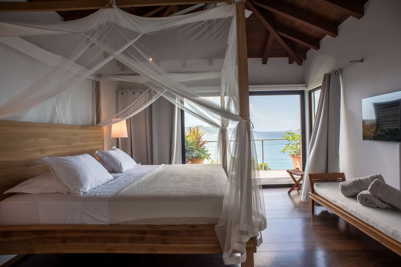Villa Sunset in Pointe Milou — luxury villa photo 1