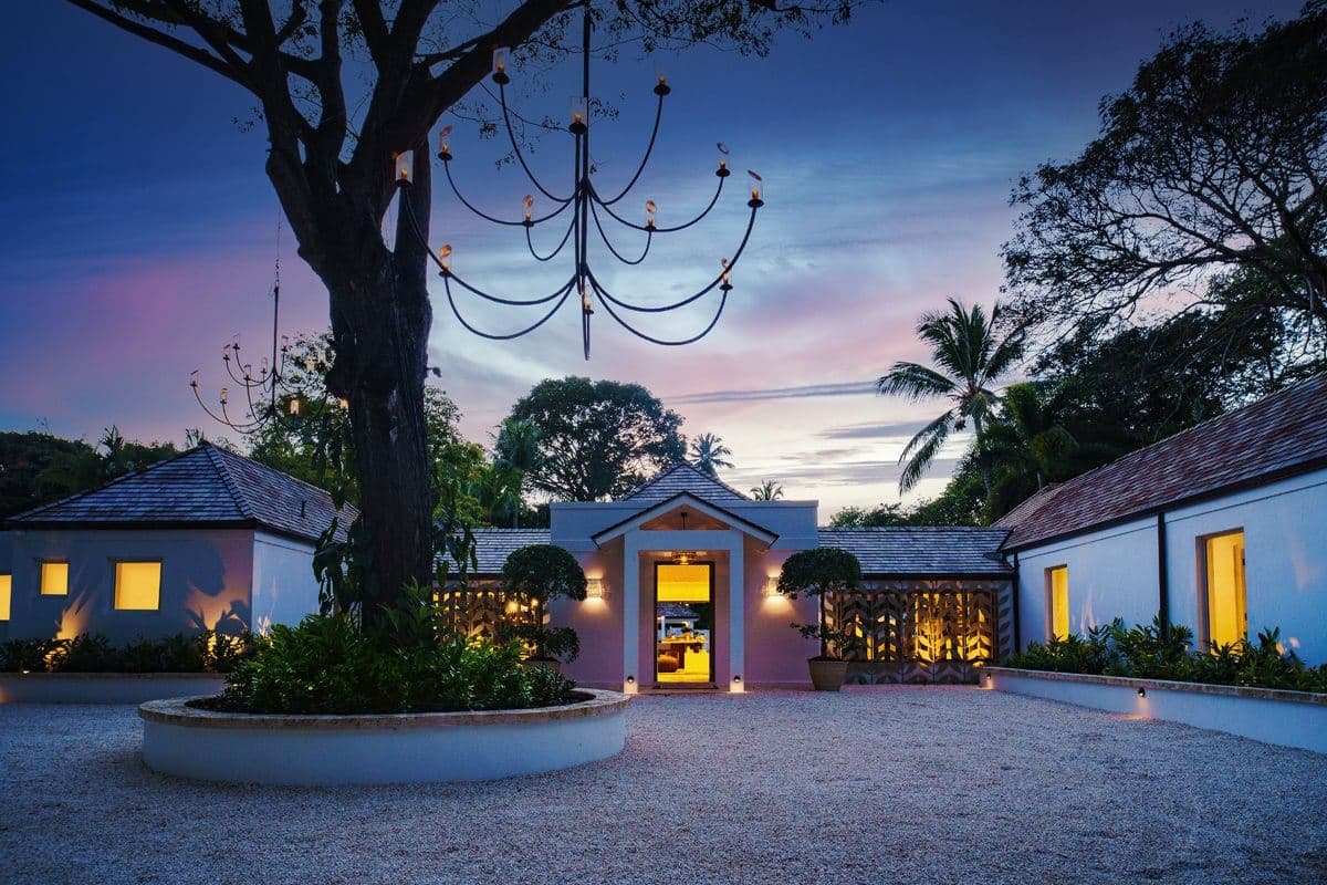 Villa Banyan House — luxury villa photo 1