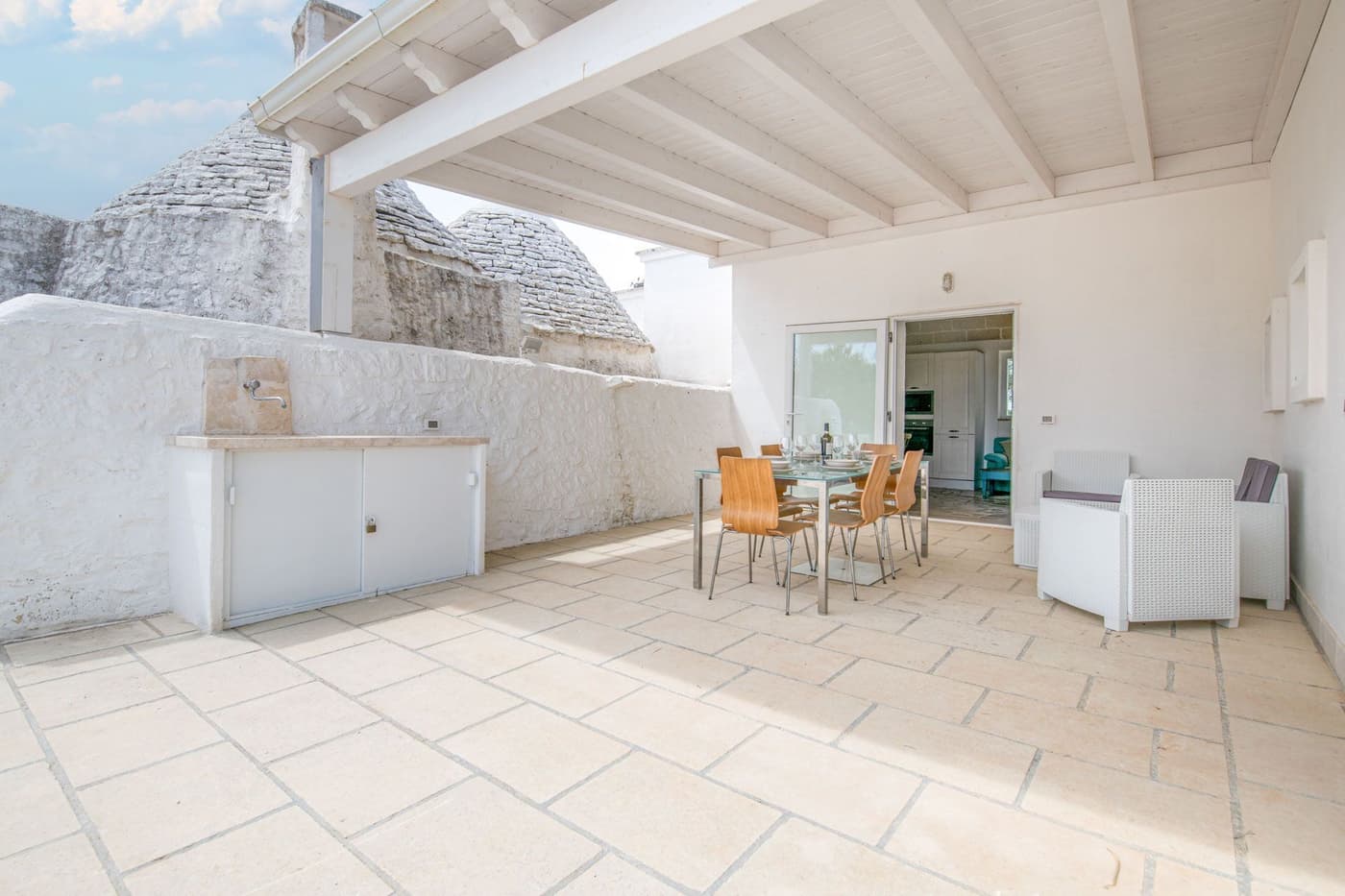 Villa Bianco Trullo — luxury villa photo 3