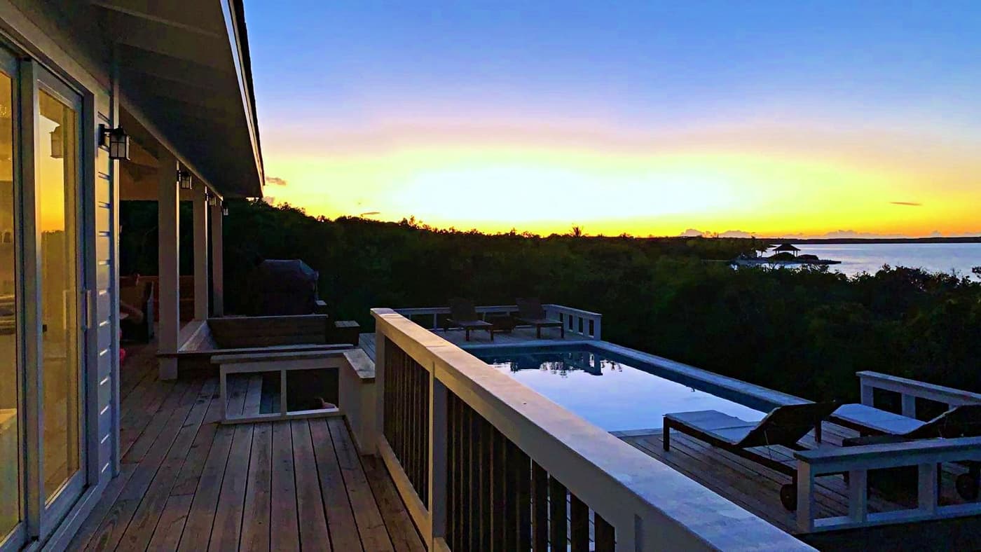 Villa Surf House — luxury villa photo 1