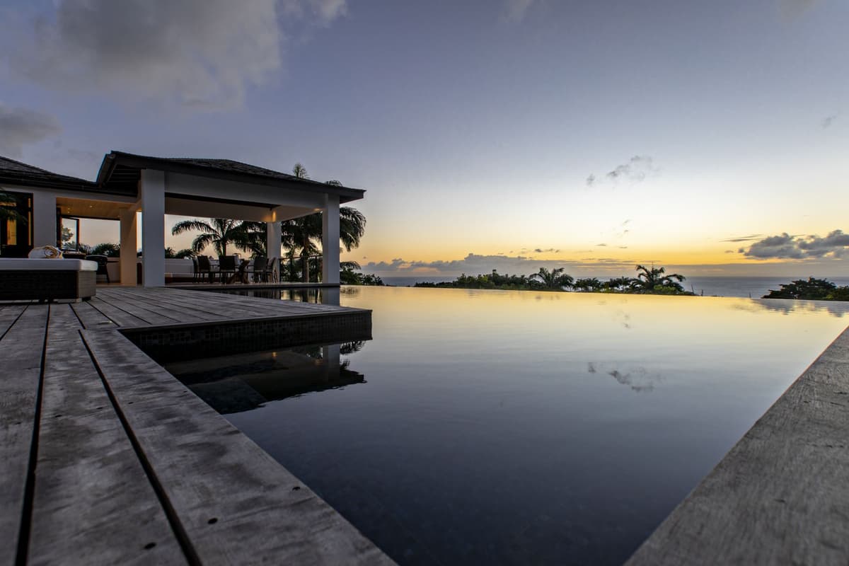 Villa Sundeck House — luxury villa photo 35