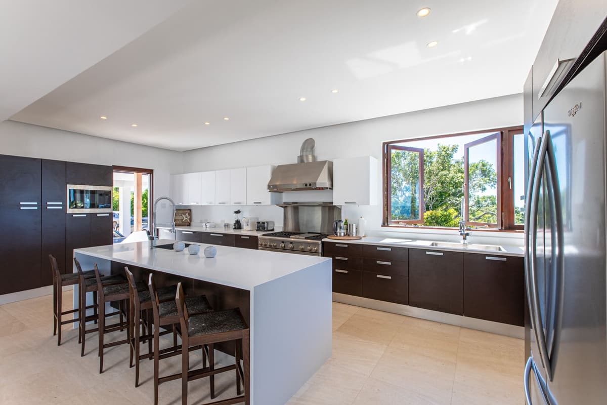 Villa Sundeck House — luxury villa photo 2