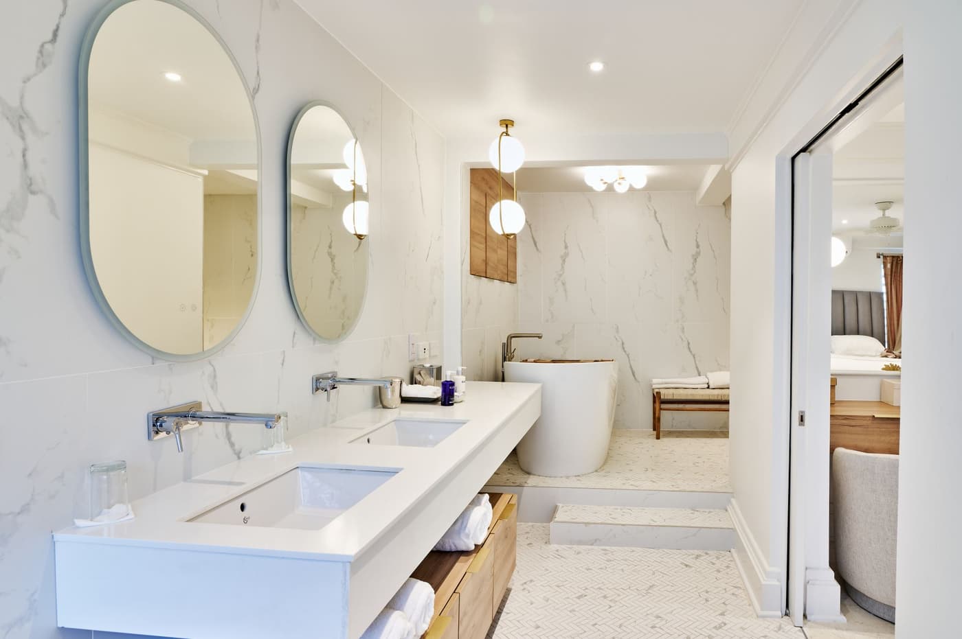 Superior Deluxe Suite — luxury villa photo 1
