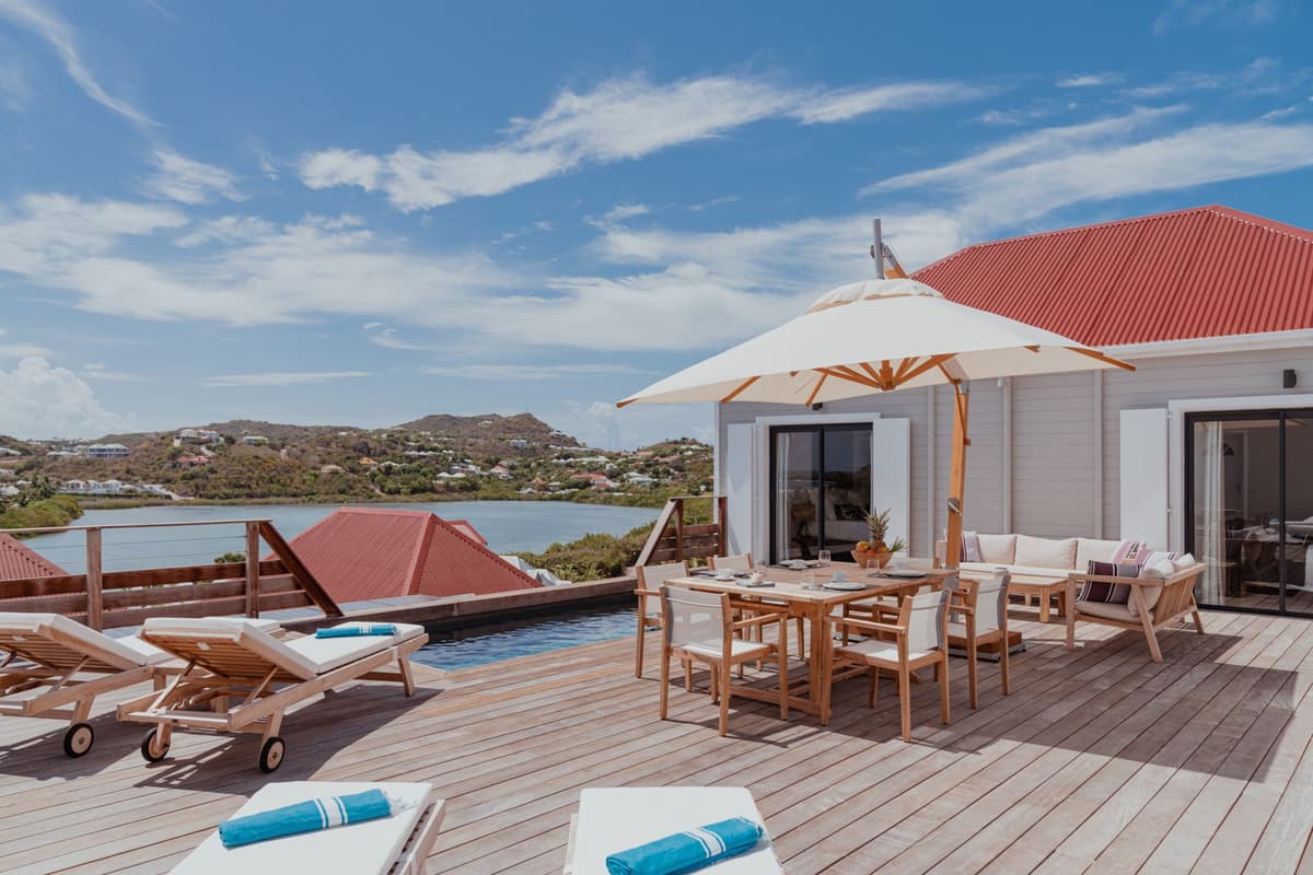 Sun 2 — luxury villa photo 26