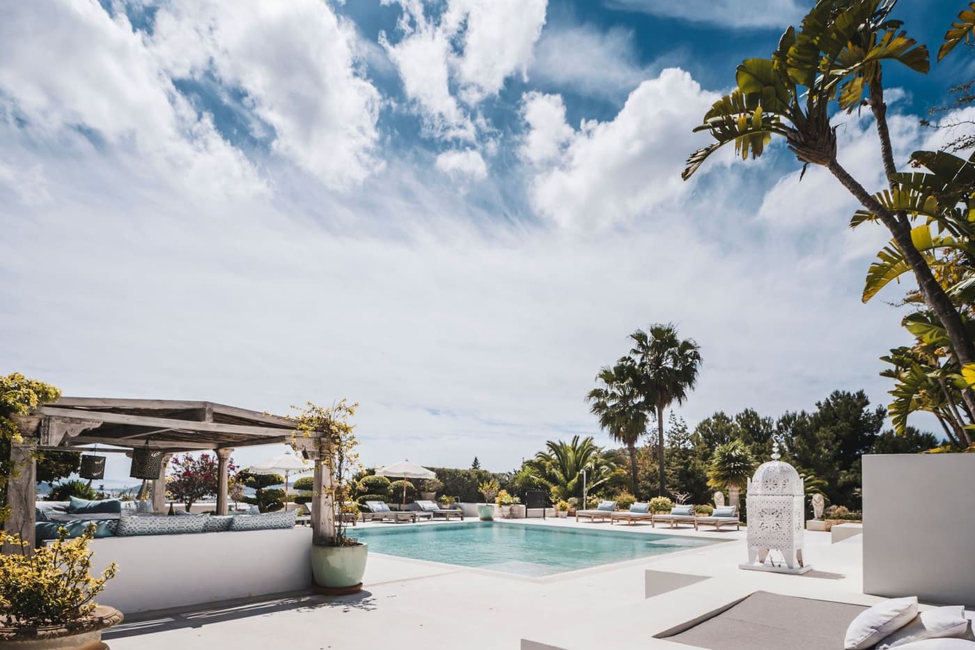El Zafiro — luxury villa photo 2