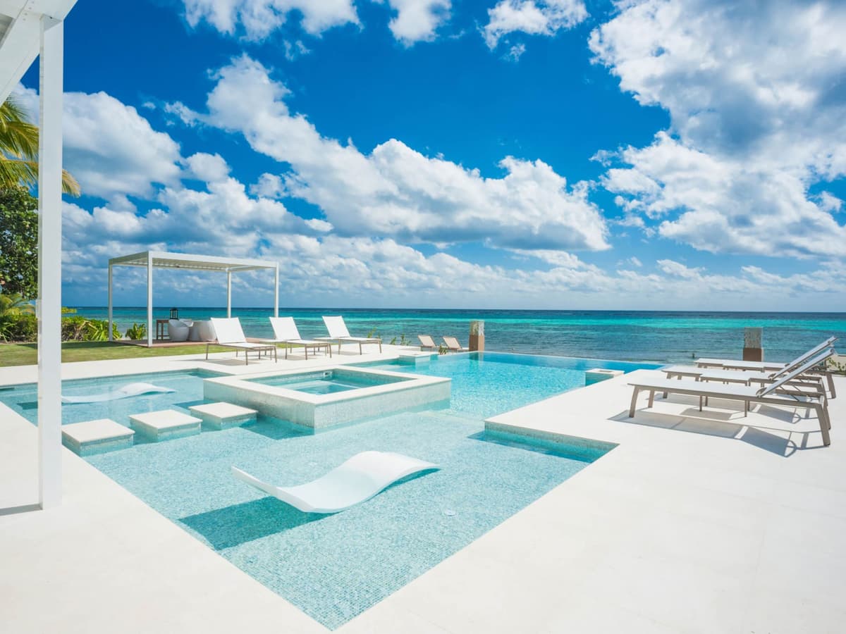 Villa Black Urchin — luxury villa photo 1