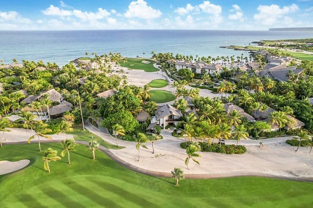 Villa Caleton Beach 16 — luxury villa photo 1