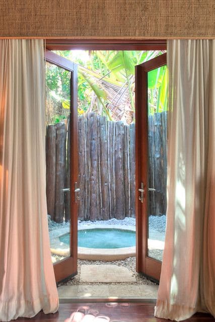 Villa Caleton Beach 5 — luxury villa photo 3