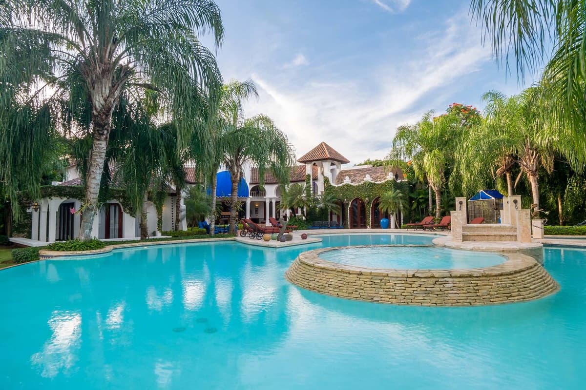 Villa Punta Aguila 61 — luxury villa photo 1